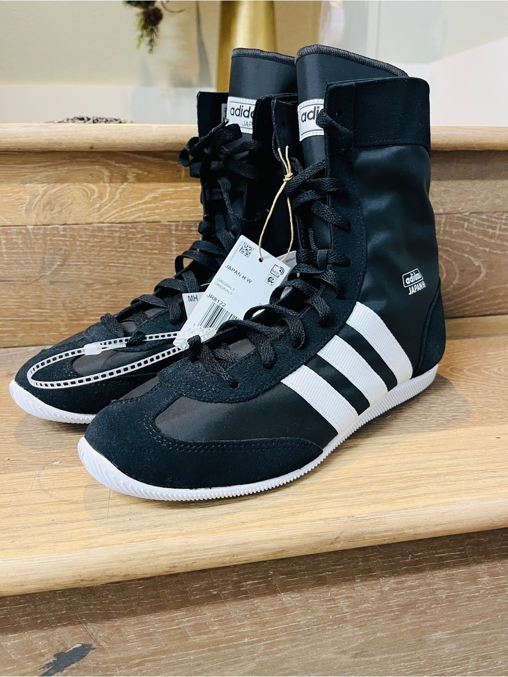 Originals Japan H Women’s Size 6 EU37 Black White High-top Shoes JR812